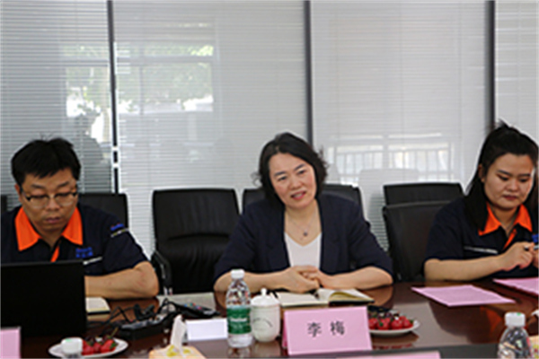 齊魯理工學(xué)院與山東深藍機器股份有限公司舉行校企合作簽約暨授牌儀式