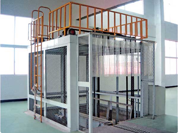 垂直升降機(jī)  垂直升降機(jī)