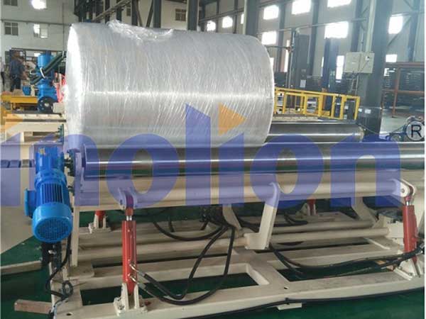 W1600F圓筒徑向纏繞包裝機(jī) W1600F圓筒徑向纏繞包裝機(jī)